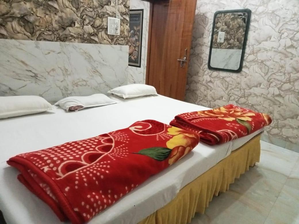Guest house Shri Bholanath Atithi Bhawan *