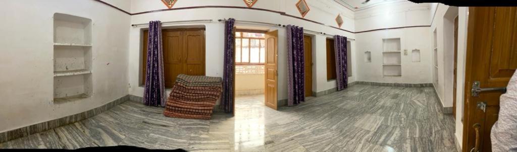 Guest house Shri Bholanath Atithi Bhawan *